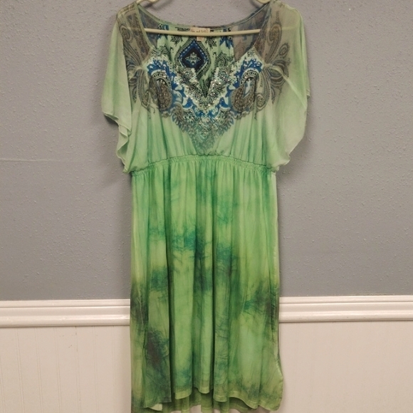 live and let live Dresses & Skirts - Green and Blue Embroidered Dress Size L